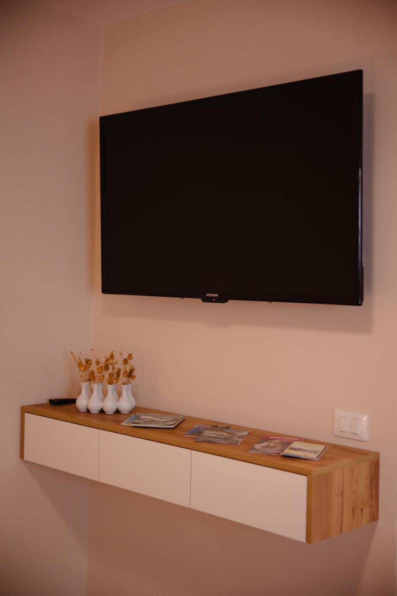 City Center Studio Apartments Shkodër Buitenkant foto