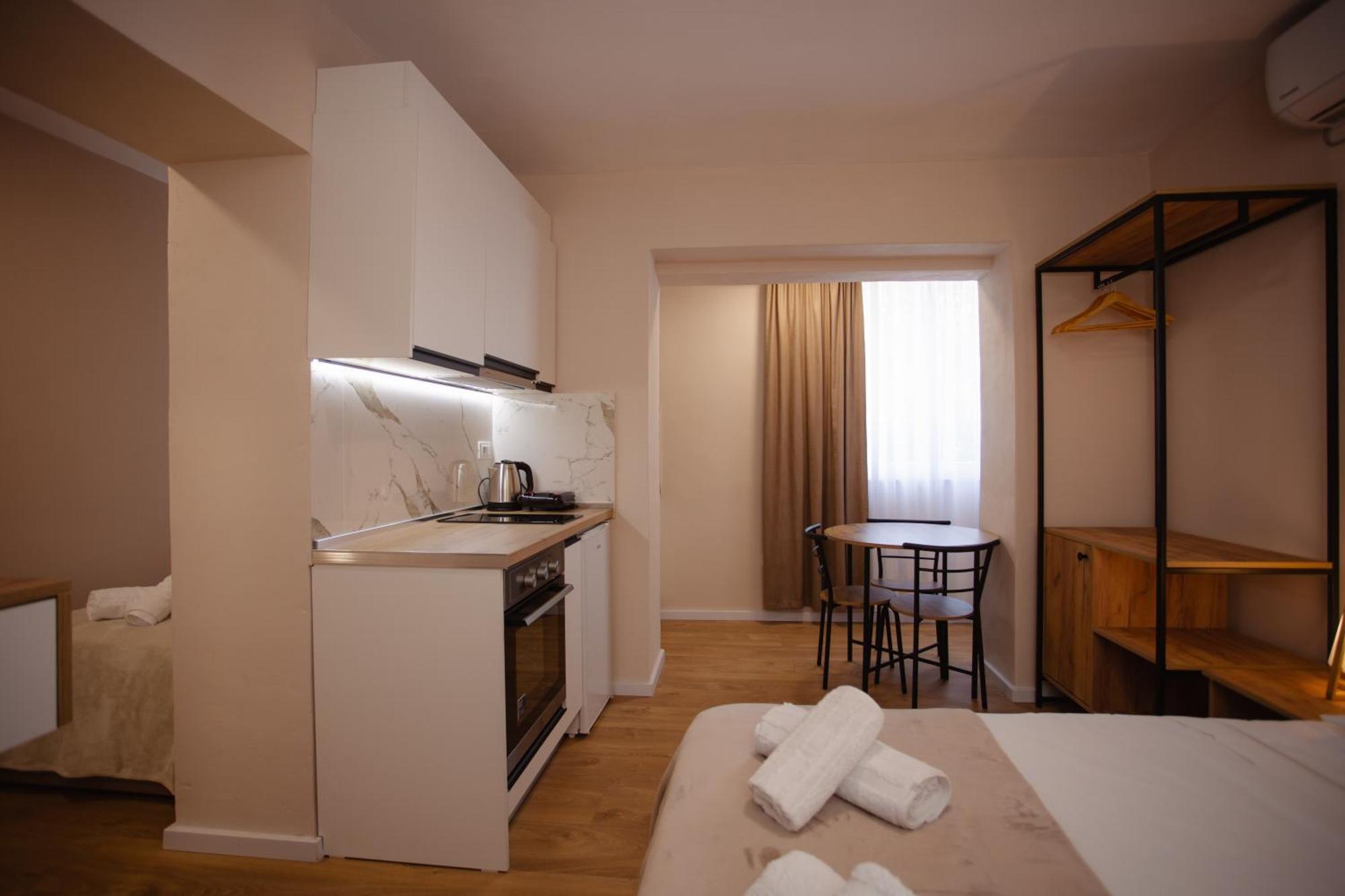 City Center Studio Apartments Shkodër Buitenkant foto